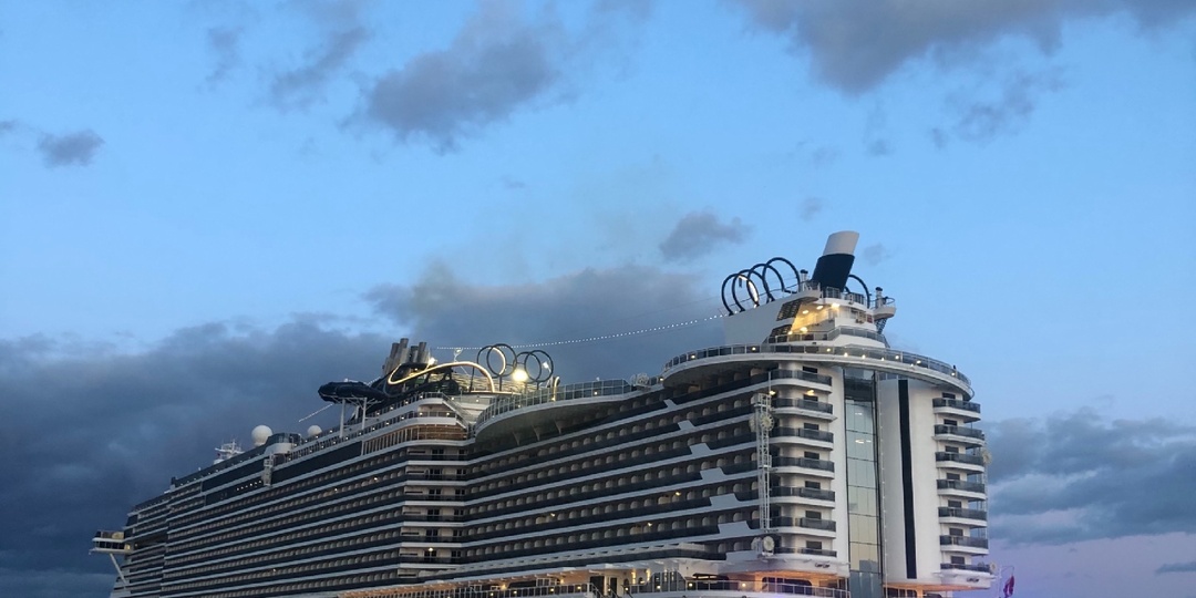 ЖИЗНЬ НА КРУИЗНОМ ЛАЙНЕРЕ 🛳