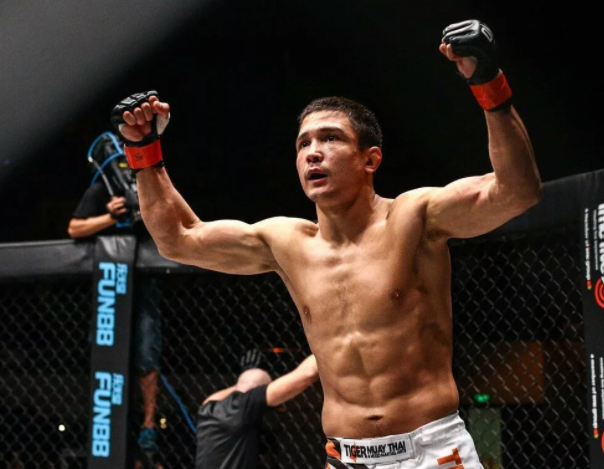 Тимофей Настюхин, 31 год, 14-4 проф рекорд