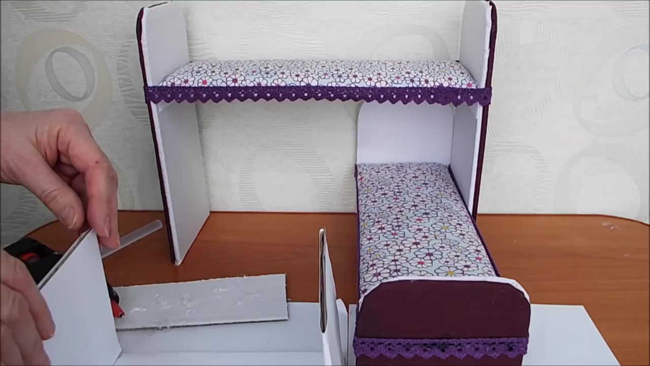Кровать из фанеры