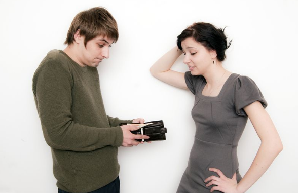 Семейные споры о деньгах: не допускайте ссор (https://psychologyjournal.ru/public/denezhnye-spory-v-seme/)