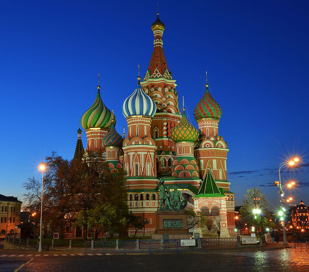 Церковь блаженного. Храм Василия Блаженного Москва. Храм в Алия Блаженного. Храм василиябаненного. Храм Василия Блаженного храм Василия Блаженного.