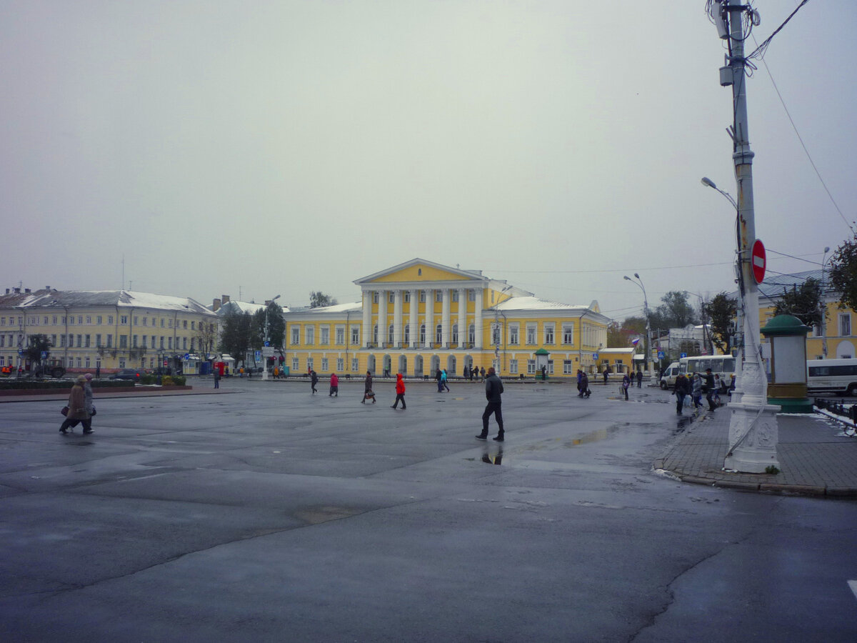 Дом С.С. Борщова в Костроме – знаменитый памятник архитектуры, построенный  в первой половине XIX века | МИР ПРОШЛОГО | Дзен