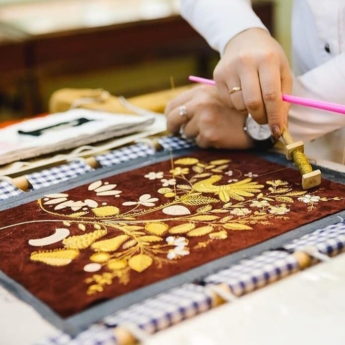 Золотное шитье в Торжке