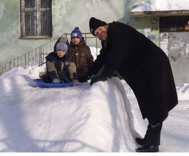 Уилфред Бензен, Хабаровск