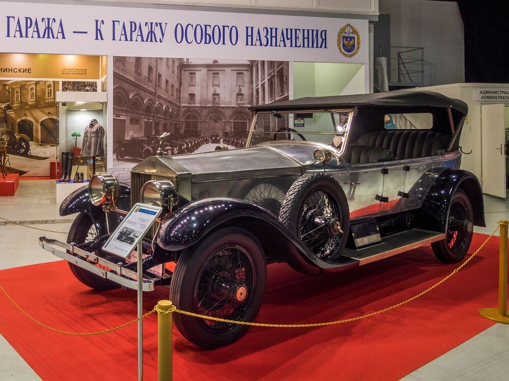 «Rolls-Royce Silver Ghost»(«Роллс-Ройс»)  источник фото: autosaratov.ru
