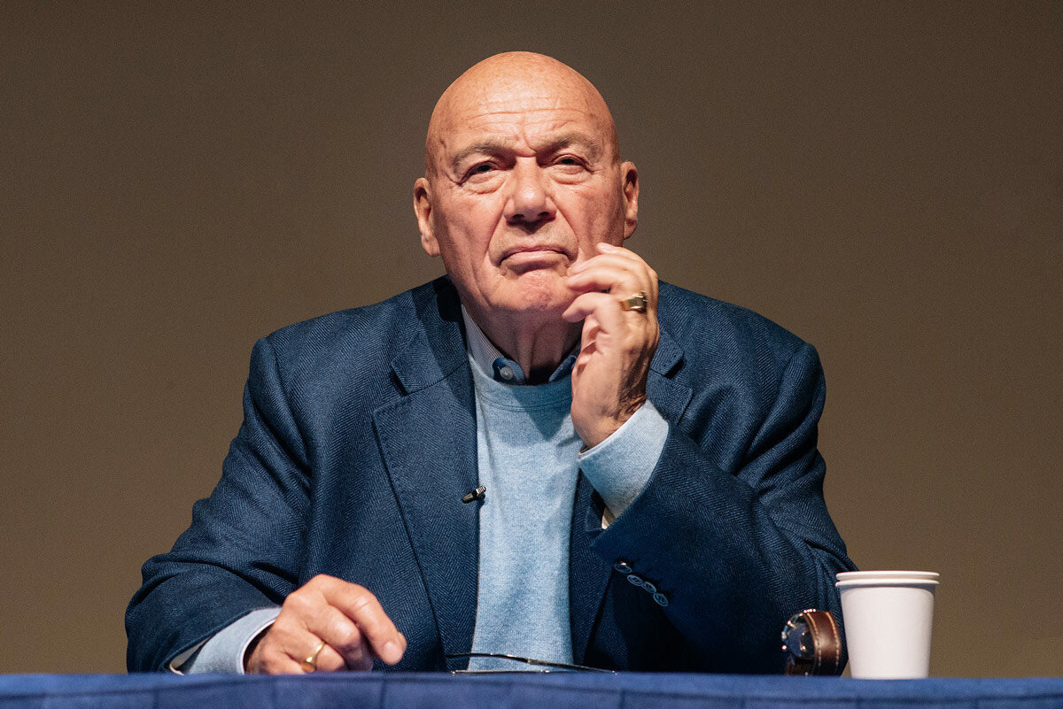 Журналист Владимир Познер