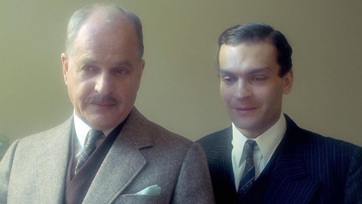 Кадр из фильма "Ва-банк 2, или Ответный удар" взят для иллюстрации из Яндекс Картинки.