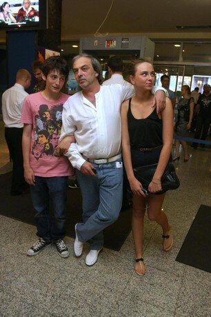 СтарХит (Борис Краснов с детьми в молодости)