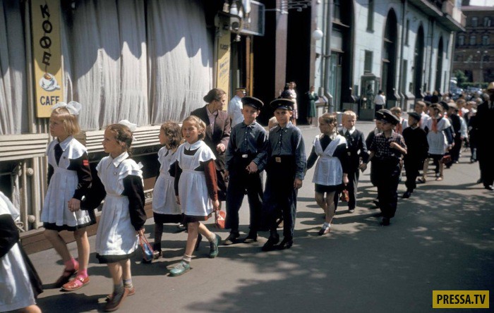 Как хорошо плохо жили советские граждане в 1959 году. Фотовзгляд американца.12