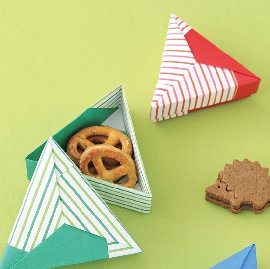 Как сложить подарочную коробку