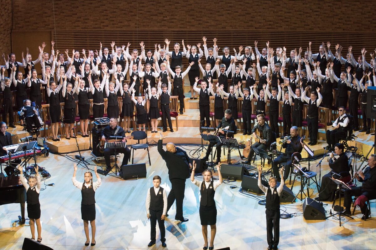 детский музыкальный фестиваль белый пароход. гала концерт в ледовом 3 июня. фестиваль белый пароход. театр выступление. белый пароход фестиваль.