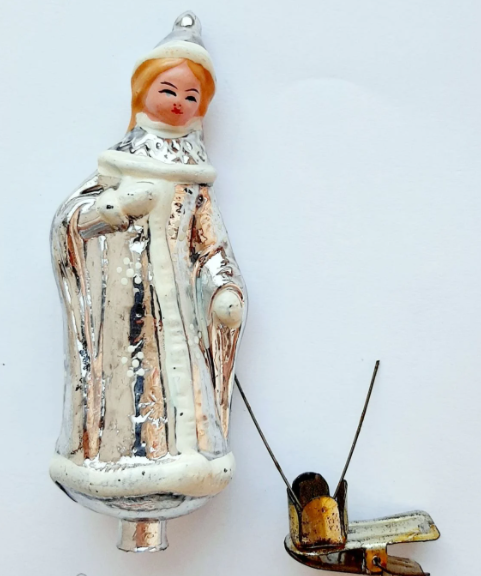 Советская елочная игрушка из набора Снегурочка, ото с сайта https://meshok.net/