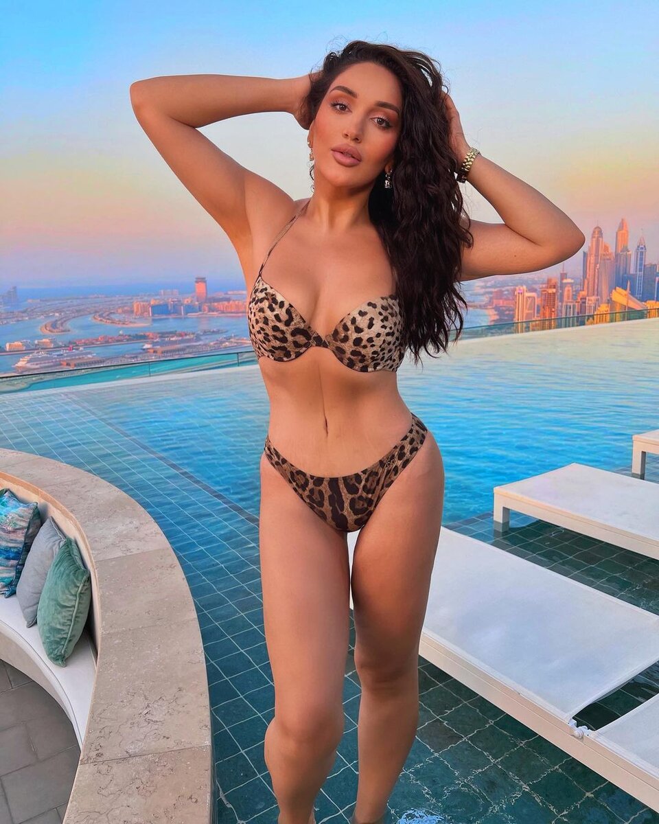 Гоар Аветисян в бикини, @goar_avetisyan