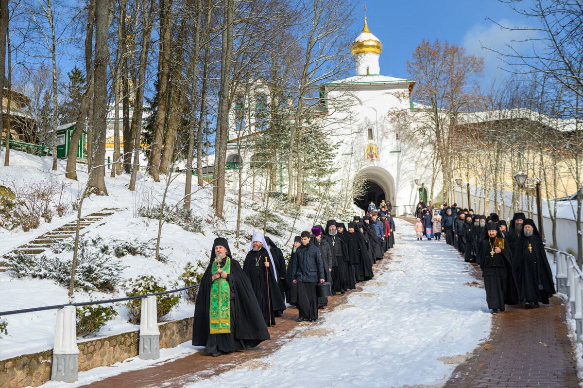 Иеромонахи псково печерского монастыря