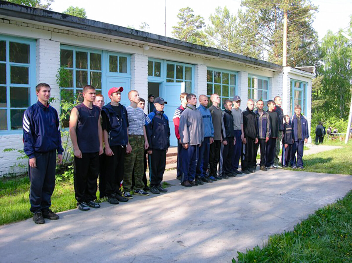 Фото с тех сборов. Я один в камуфляже =) (Степан Корольков)
