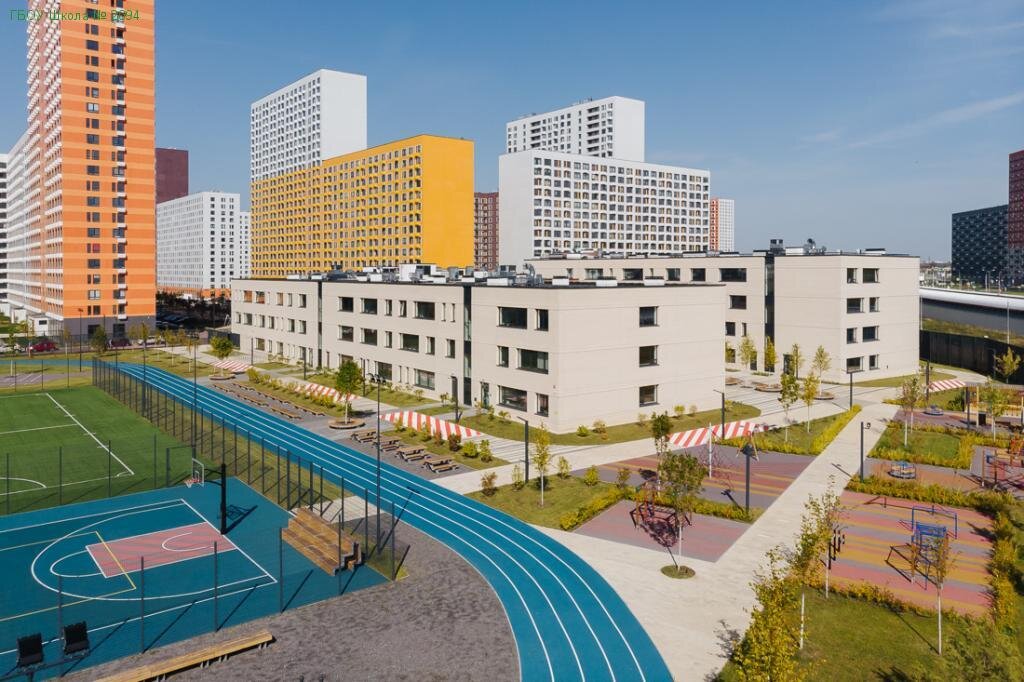 Стадион ГБОУ 2094, м. Саларьево