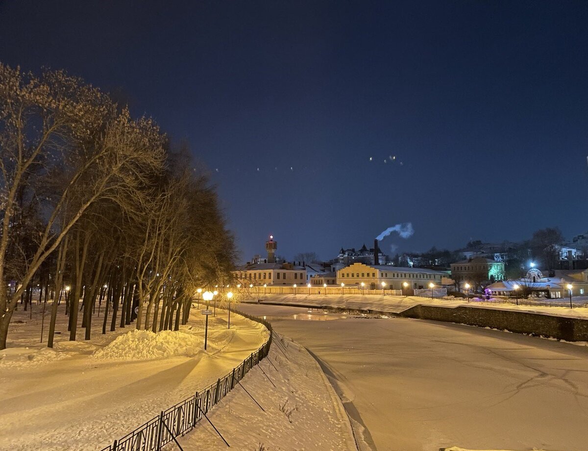 Набережная реки Уводь и Сооружение