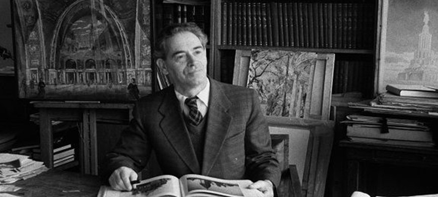 Борис Михайлович Иофа́н — советский российский архитектор. Народный архитектор СССР. Лауреат Сталинской премии второй степени. Один из ведущих представителей сталинской архитектуры. Источник: Яндекс картинки + Википедия. 
