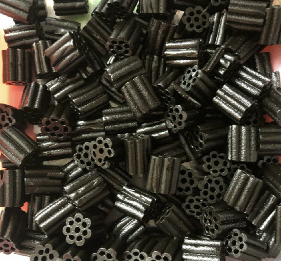 Лакричные конфеты в моем домашнем запасе)