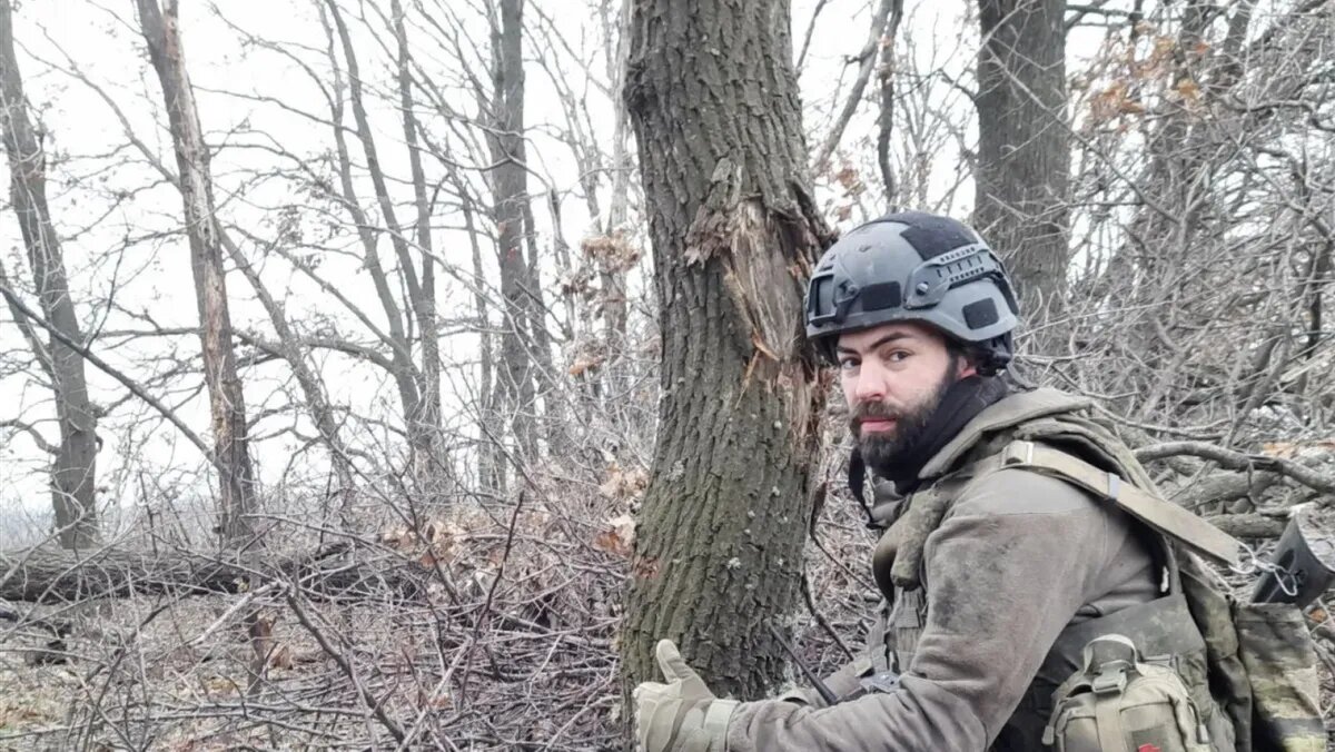 Игорь пузиков злой позывной фото В зоне СВО тяжелейшее ранение в голову получил капитан российской армии Игорь "Б