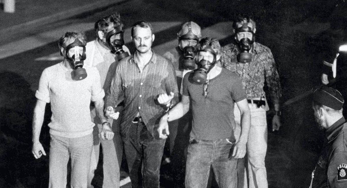 Ян-Эрик Олссон (без маски)