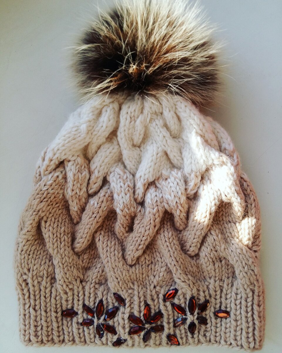 Моя вторая вязаная шапка