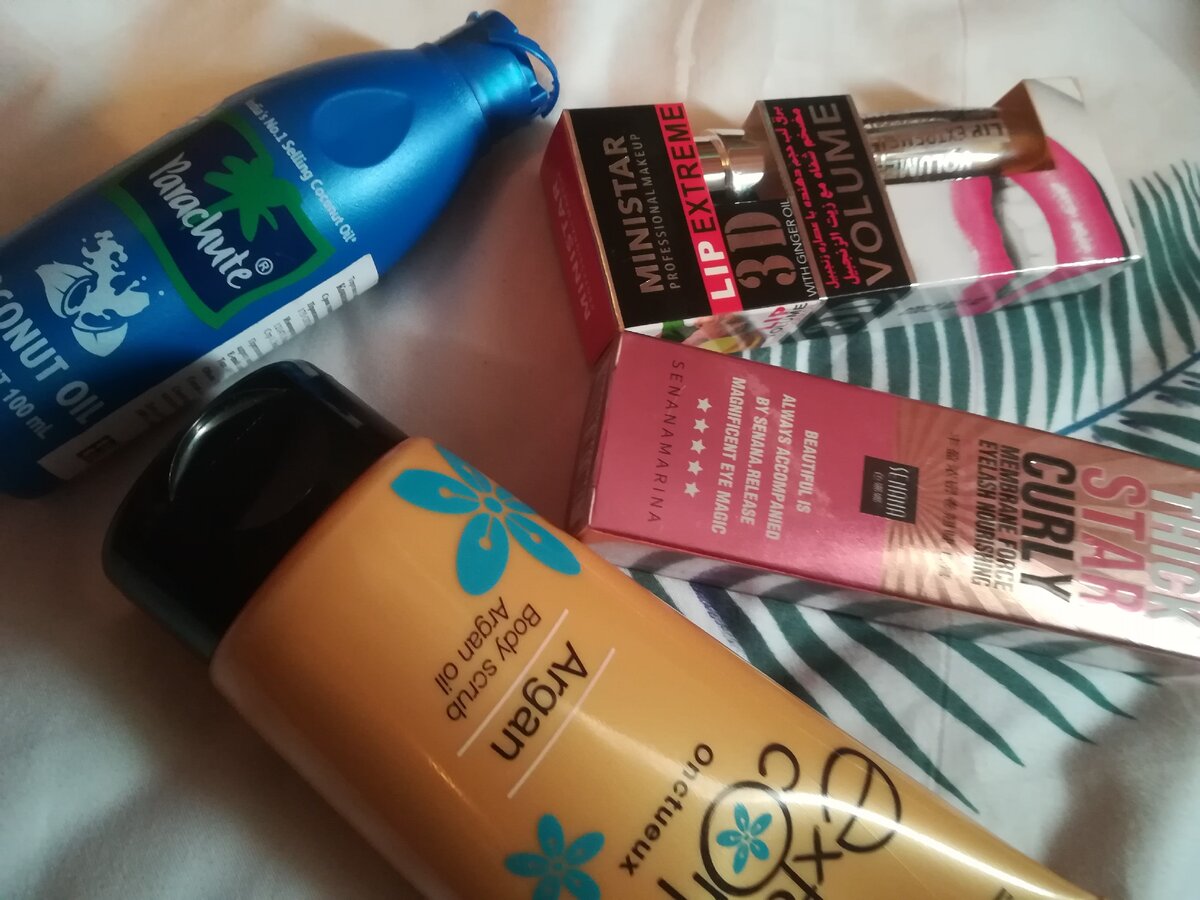 Авторское фото - косметика с рынка садовод