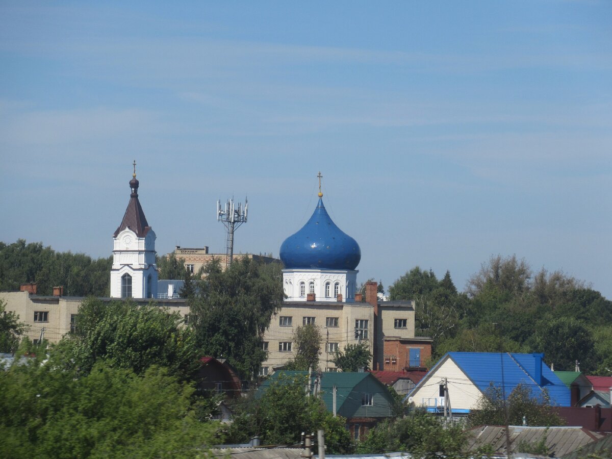 Храм доминирует среди построек Плавска