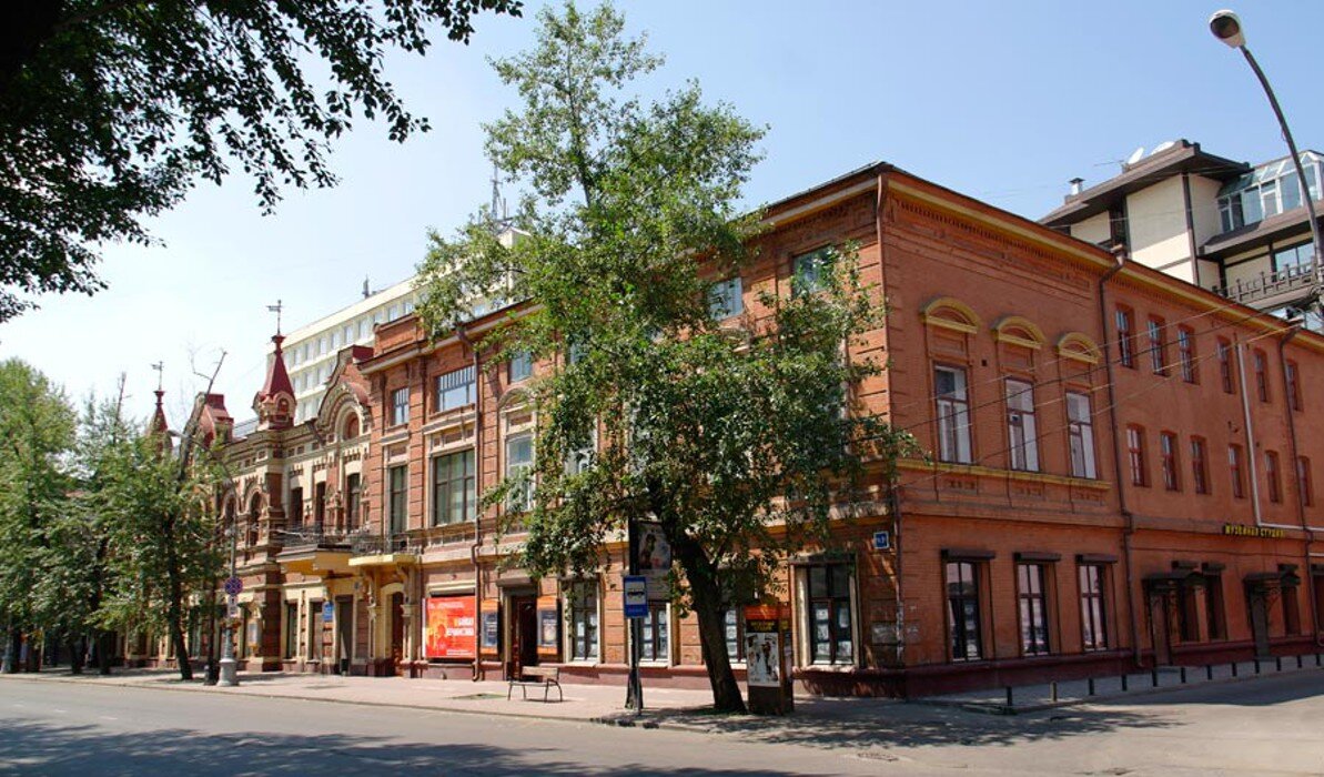 Иркутский областной краеведческий музей, выставочный отдел "Музейная студия" 