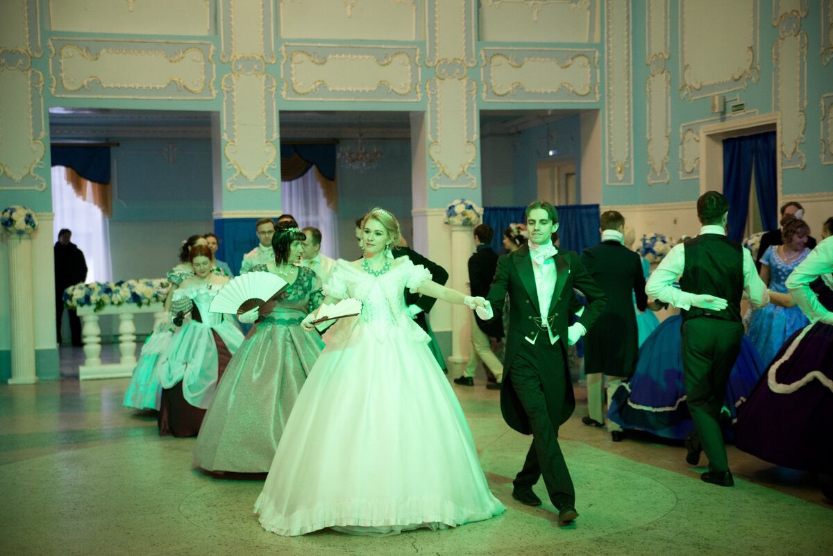 начало бала музыка. зичи банкет коронация александра 2 банкет. франко-русский бал 1889. 'в вихре вальса'. начало бала музыка.