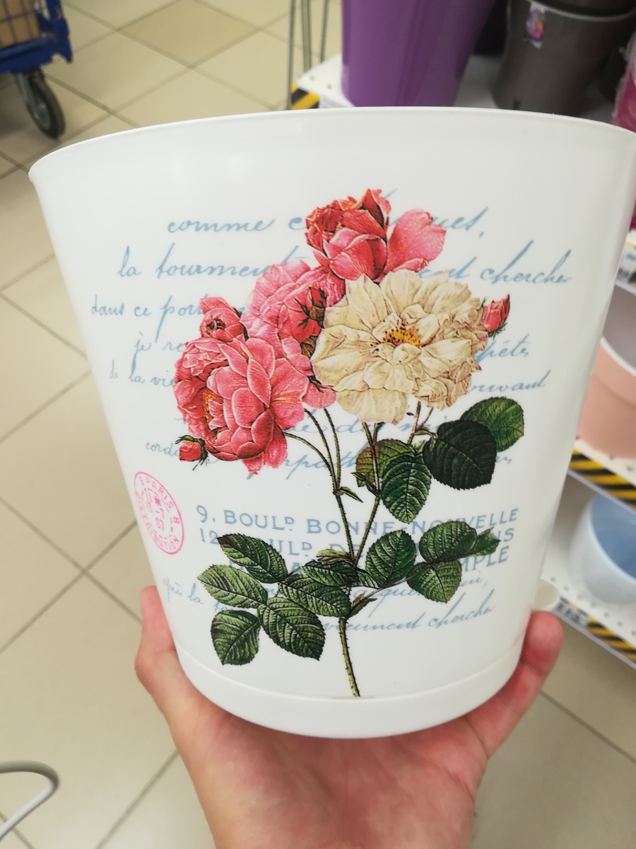 Горшок с красивым рисунком