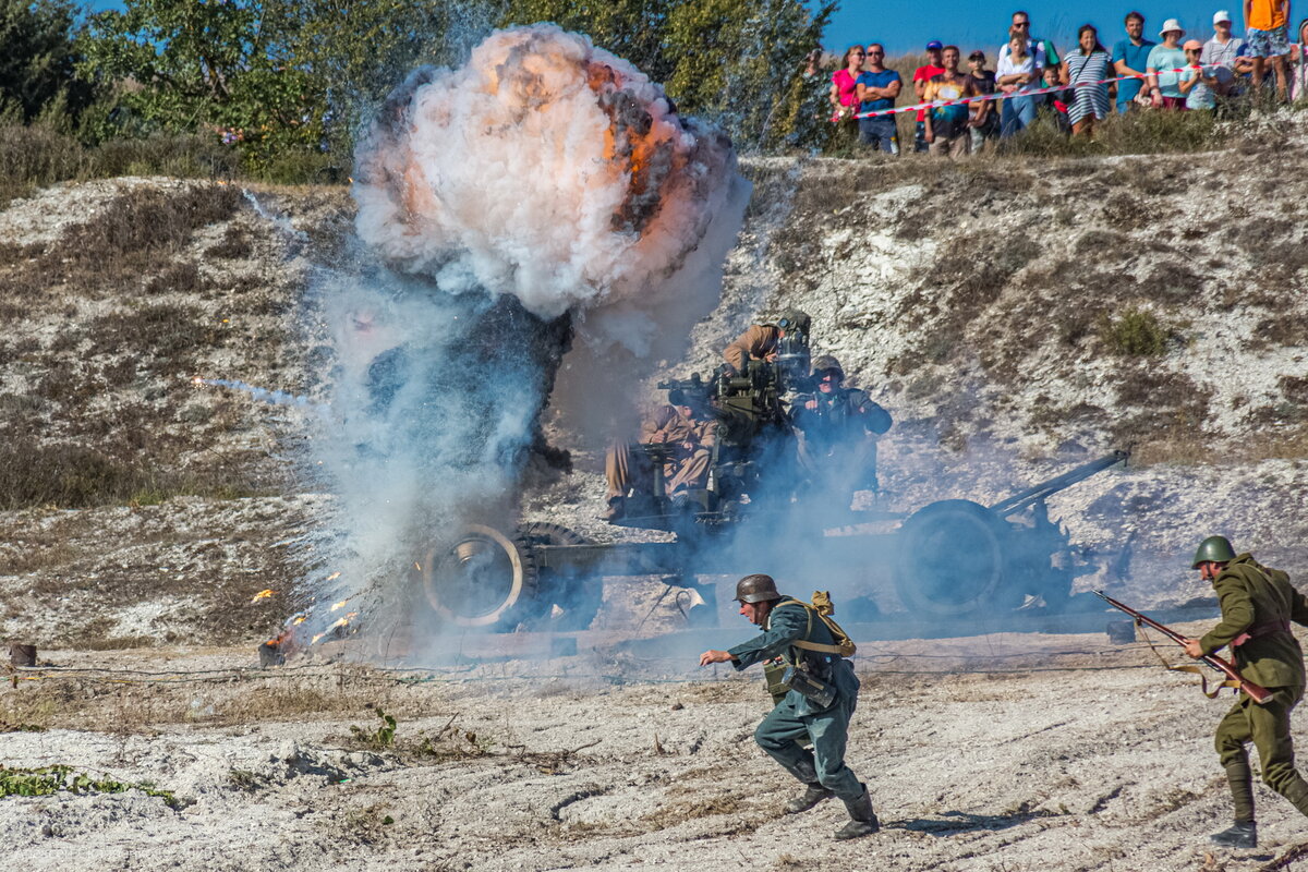 КВИФ. Фото военных в Крыму.