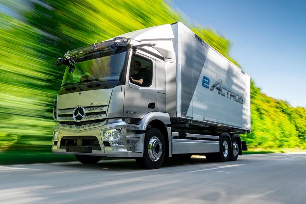 Mercedes Electric Truck