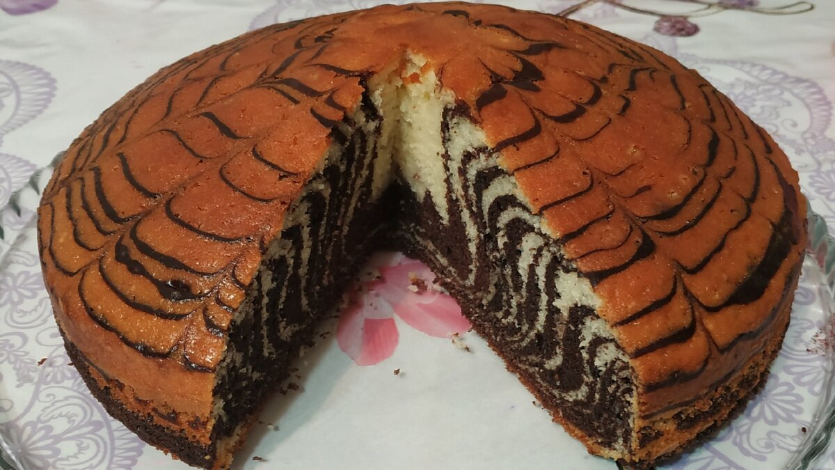Zebra piroqu