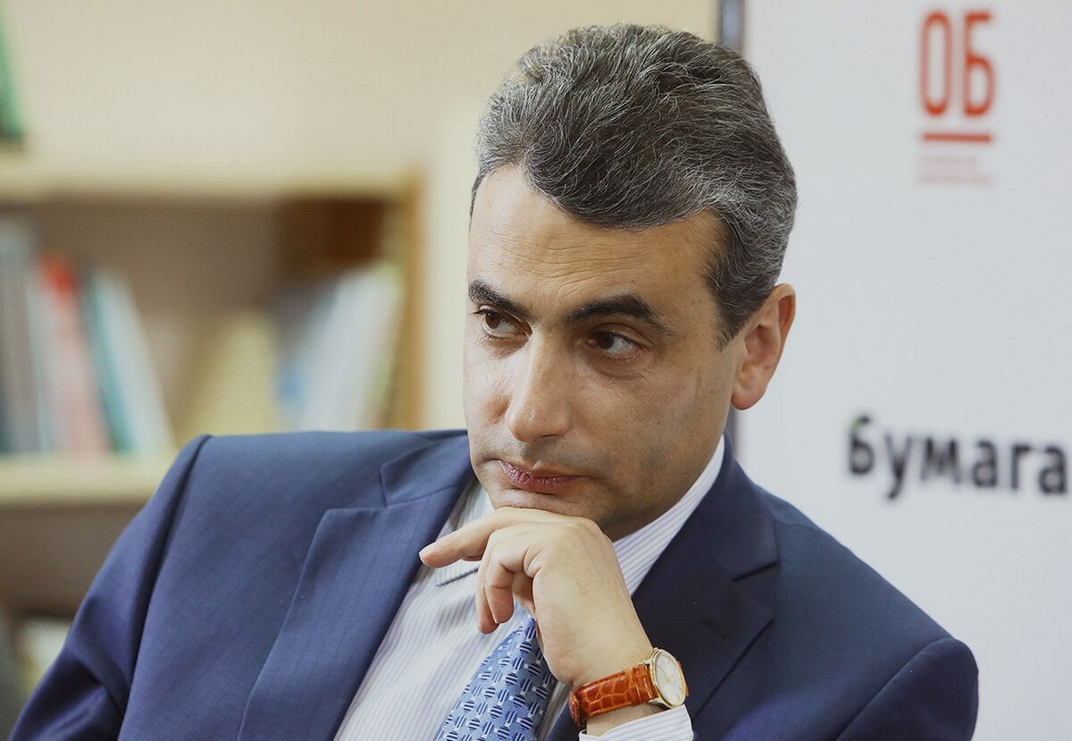Лев Шлосберг