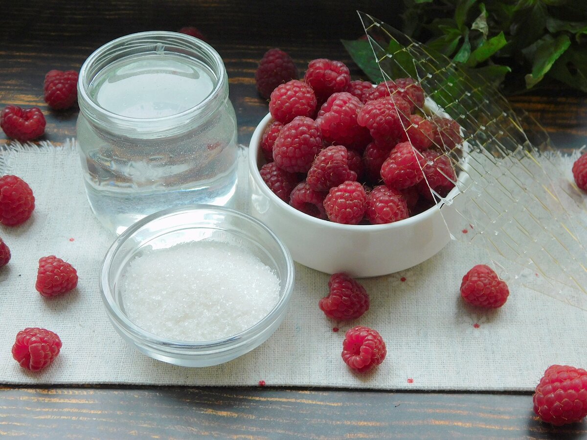 ингредиенты для малинового мусса