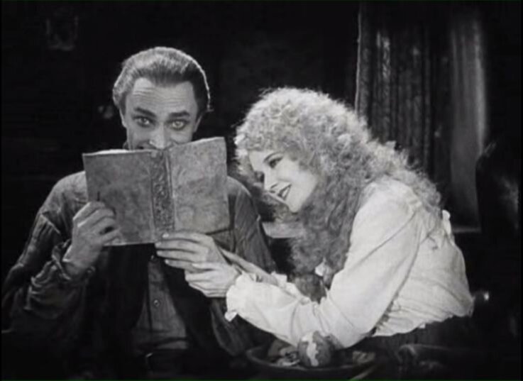 Гуинплен и Дея, 1928