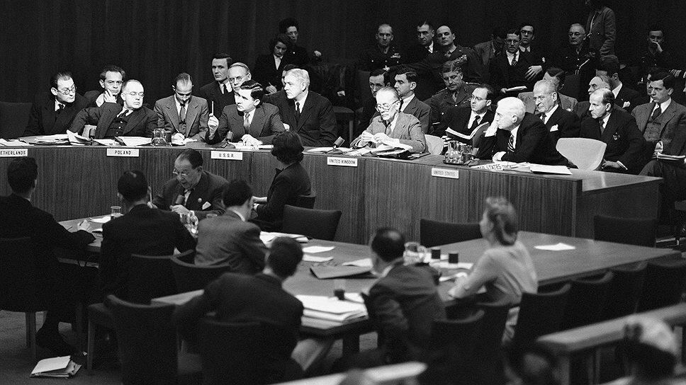 Сталин оон. Генеральная Ассамблея ООН 1969. Генеральная Ассамблея ООН 1990 год. Генеральная Ассамблея ООН 1946. 1985генеральная асаблея ООН.
