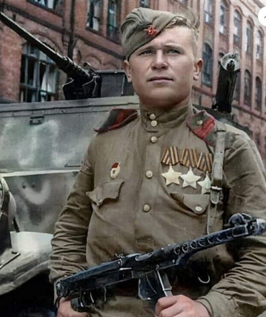 Иван Денисович Сериков