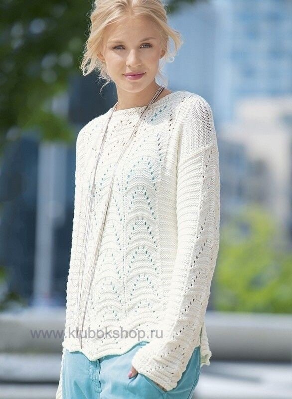 http://womanknits.ru/vyazanie-dlya-zhenshchin/pulovery-svitera/dzhemper-s-azhurnym-i-relefnym-uzorami-spicami