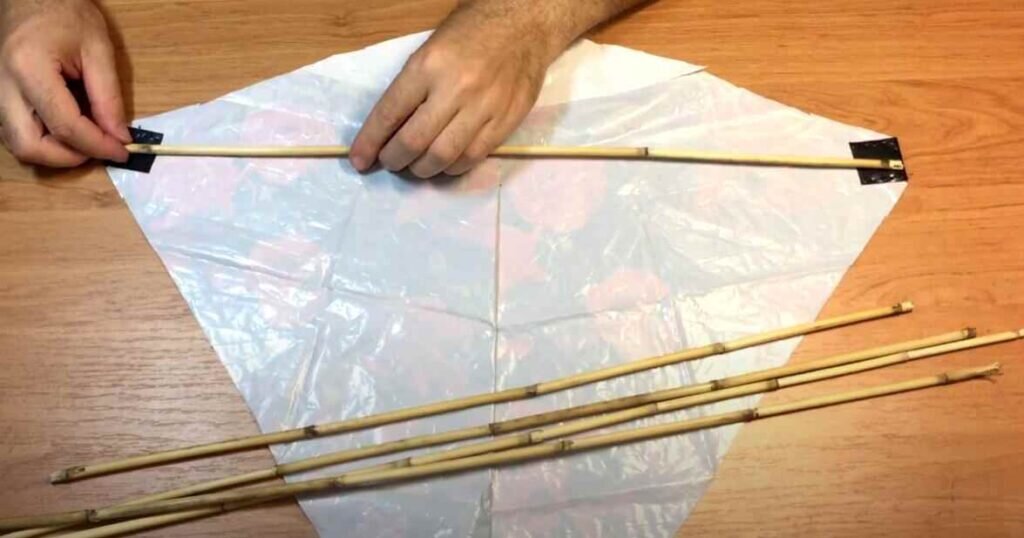 Целлофановый пакет наполненный воздухом. Целлофановый пакет наполненный воздухом. Пакетик целлофановый с водой. Целлофановый пакет наполненный воздухом. Надутый прозрачный пакет.