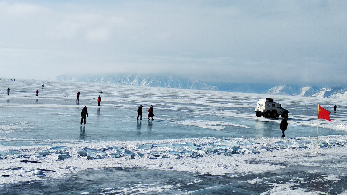 Толщи льда завораживают... зима 2021 год