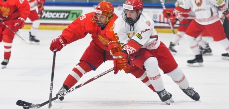 Соперничество на льду было острым.  фото: картинки яндекса. 