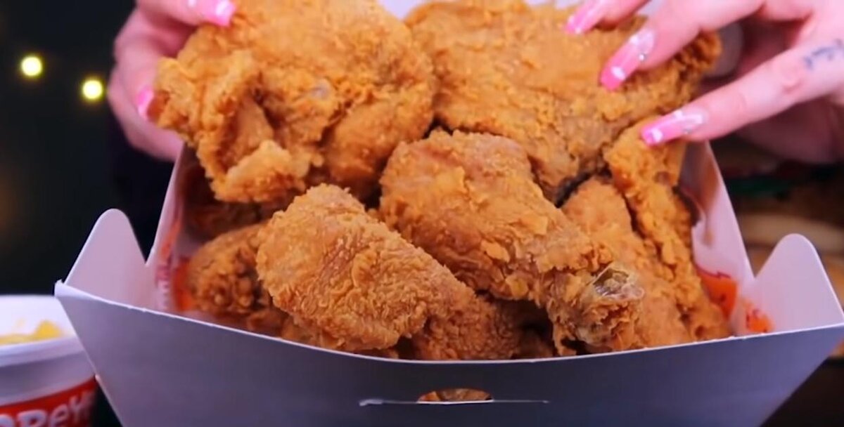 Вкусный перекус так и манит взгляд
