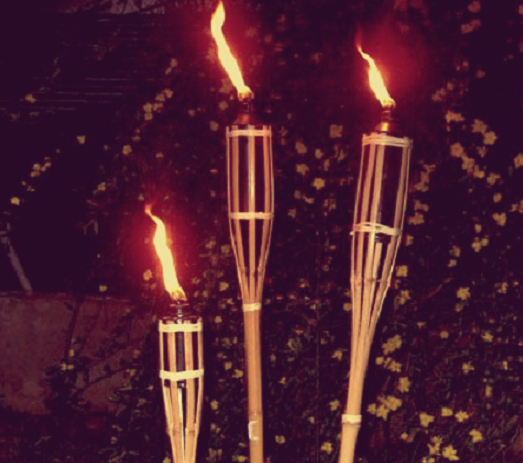 Освещение факелами