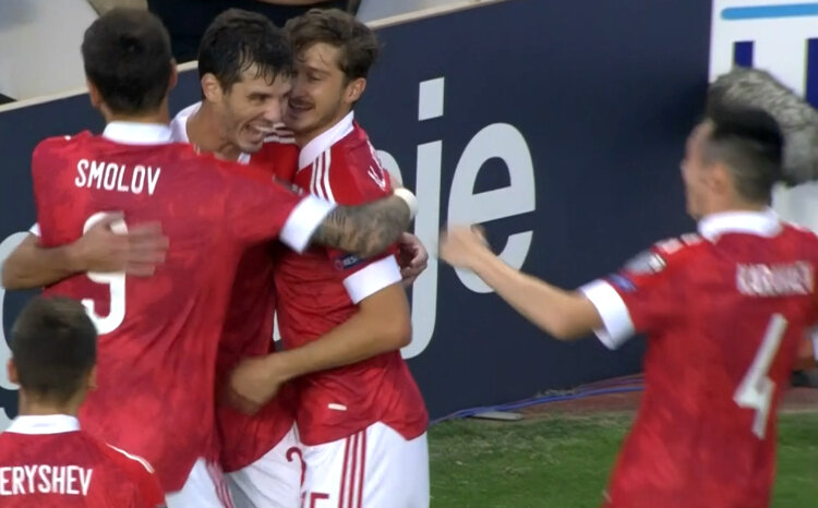 Смолов и Ерохин, организовавшие первый гол, выделялись своей качественной игрой в этом матче