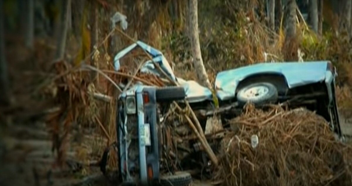 Последствия цунами в Таиланде 2004 года