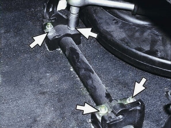 4 гайки ключём #13