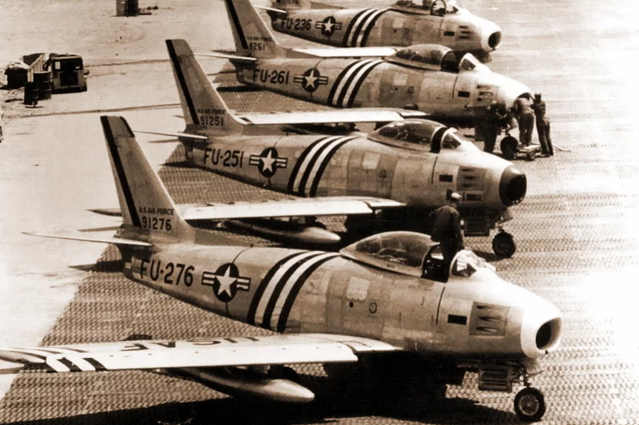 Истребители F-86A «Сейбр» 4-го авиакрыла, 1951 год. Фото из открытых источников