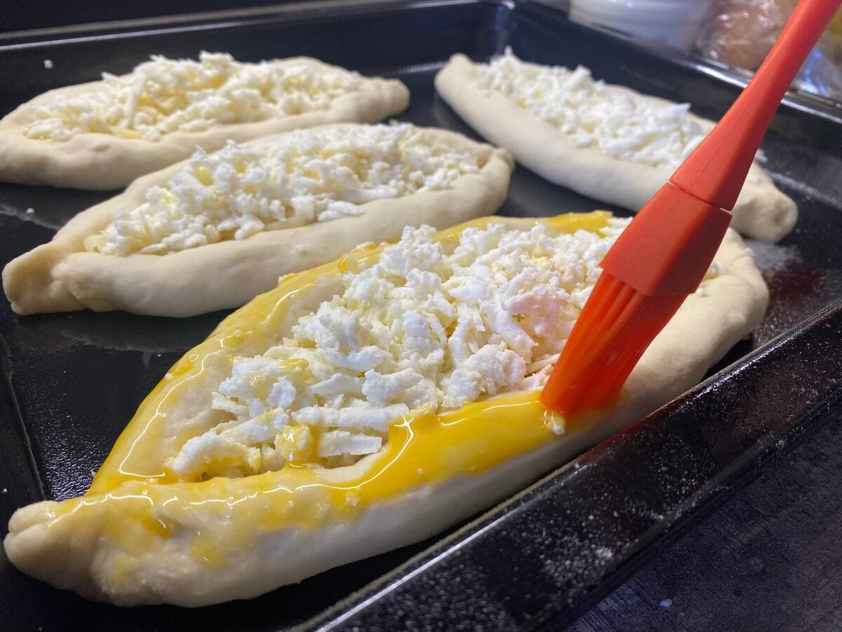 Готовлю настоящие аджарские хачапури всего за полчаса. Набор продуктов самый простой